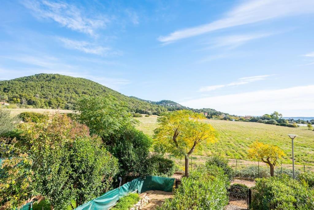Charmant A 600 M Des Plages Proche Des Commerces Lesclesdenicole Carqueiranne Exterior foto